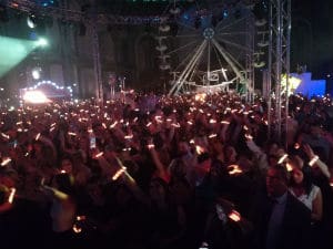 multitude-Grand Palais-animation soirée entreprise-attroupement