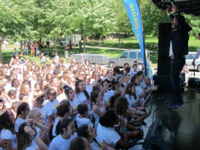 ambianceur-Sébastien Galaup-scène-podium-public
