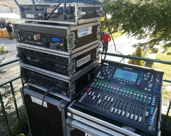 sonorisation-micro HF-haut parleur