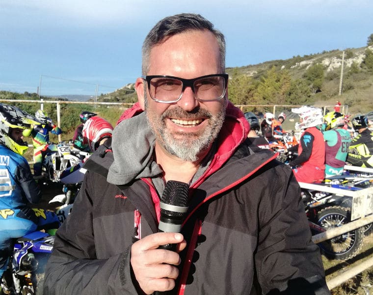 speaker de moto cross-micro-passion