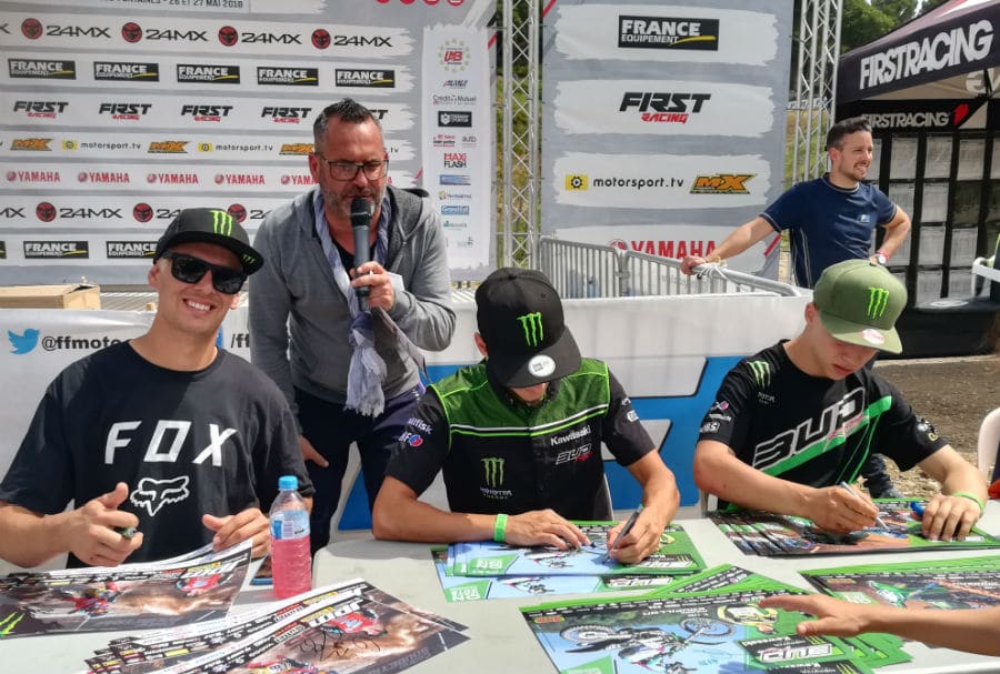 speaker de moto cross-séance-dédicace-crossmen-