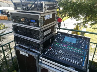 Sono-technicien-mixage-microphone animation micro-sonorisation-son-technique