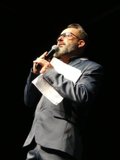 animation inauguration-maître de cérémonie-scène